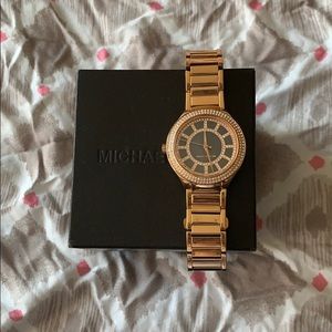 Michael kors watch-> authentic , no fake !!